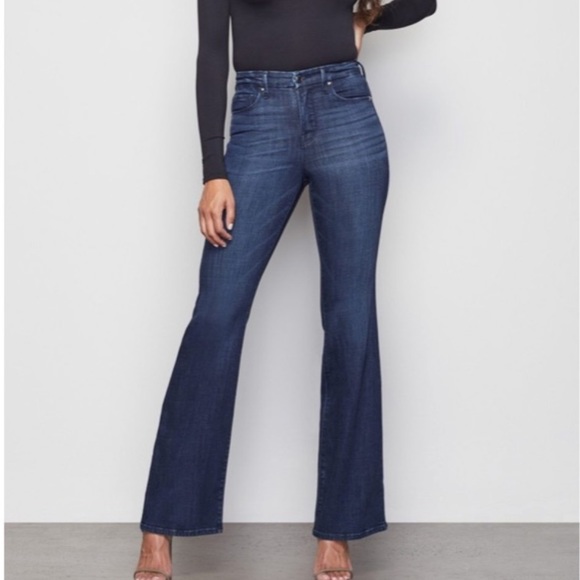 Good American Denim - NWT Good American The Flare jeans 👖